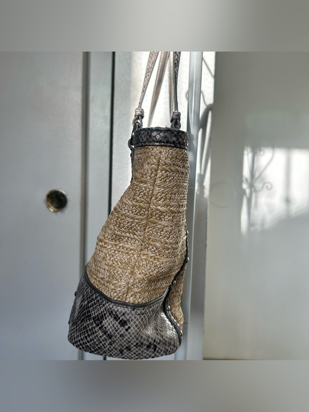COACH EUC Alexandra straw tote with python leather trim - Picture 4 of 10
